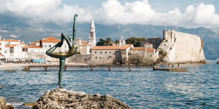 The First International Congress of Anesthesiologists and Intensivists of Montenegro